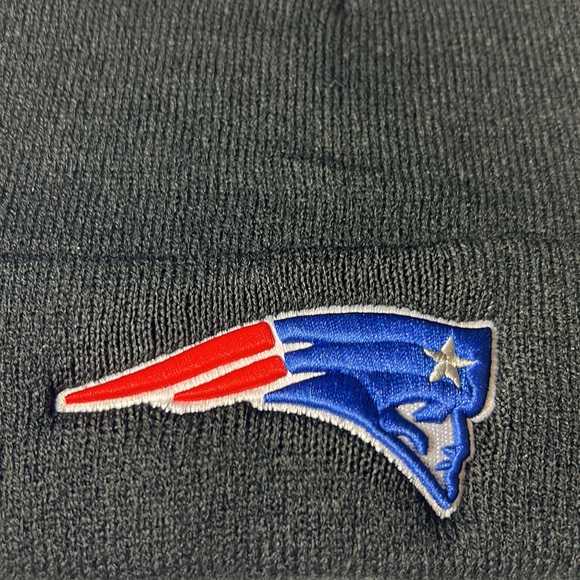 New England Patriots Winter Beanie - Picture 2 of 4
